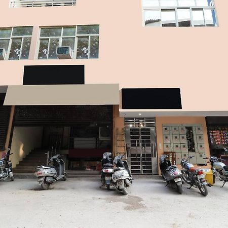 Hotel O Maharaja Gold New Delhi Ngoại thất bức ảnh