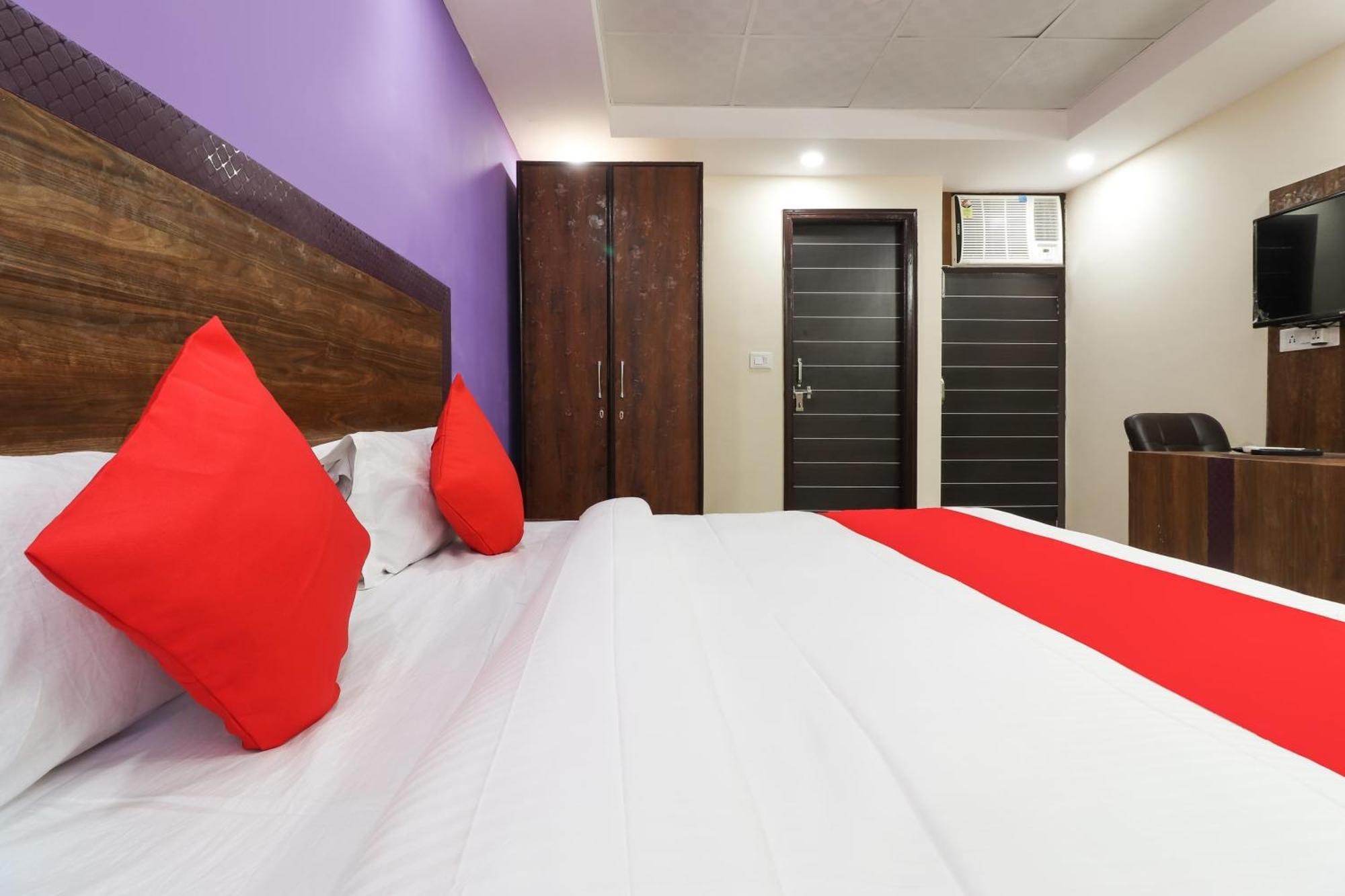 Hotel O Maharaja Gold New Delhi Ngoại thất bức ảnh